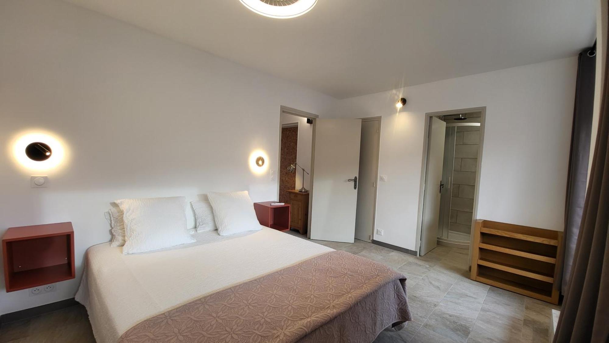 Appartement Sur La Baie, En Centre Ville كالفي المظهر الخارجي الصورة