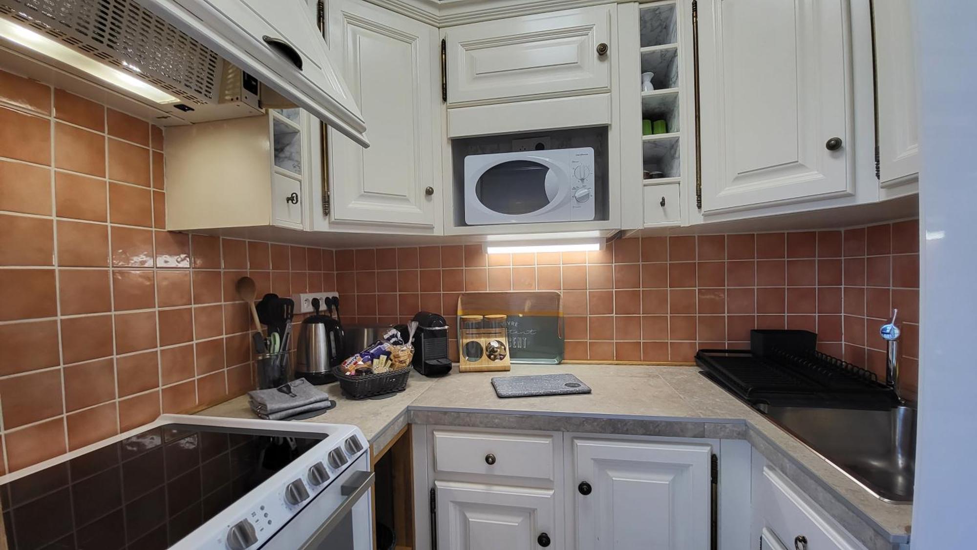 Appartement Sur La Baie, En Centre Ville كالفي المظهر الخارجي الصورة